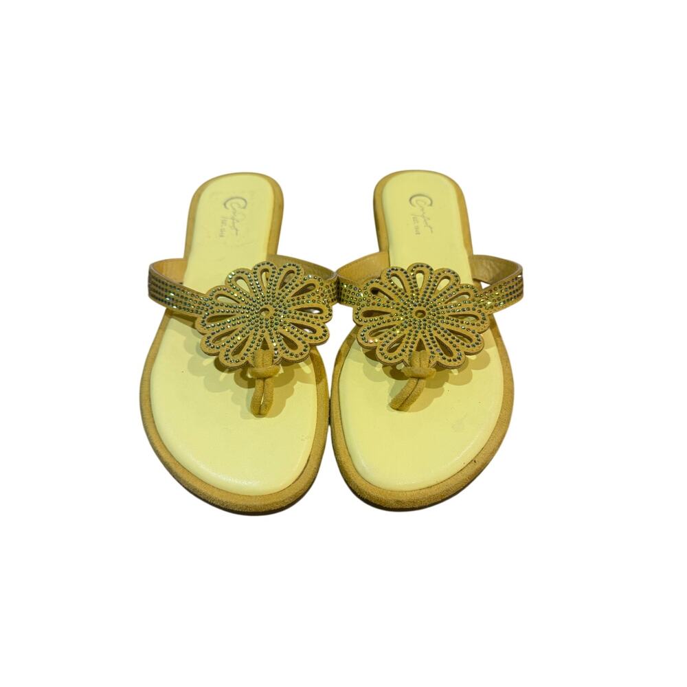 C Comfort Yellow Rhinestone Flower Thong Sandals Size 7